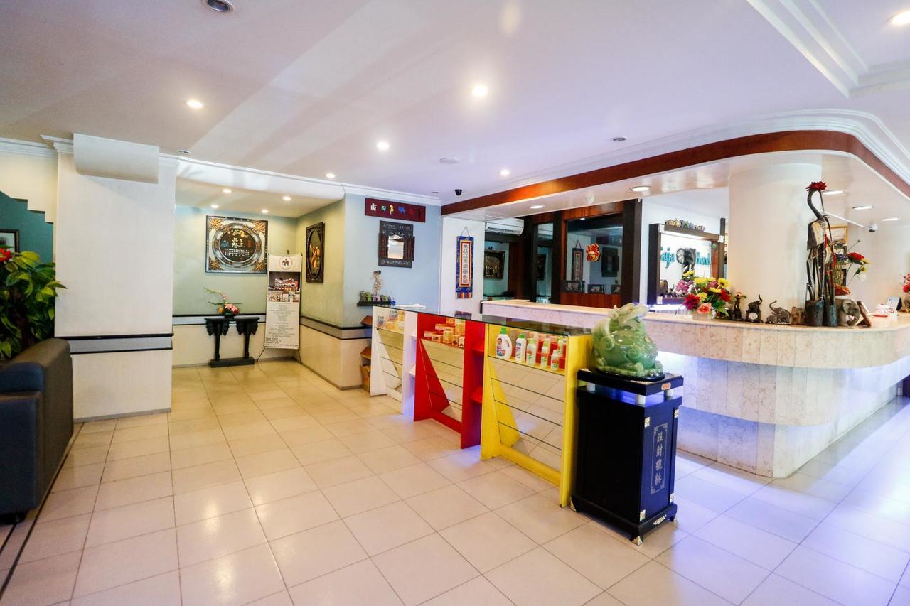 Reddoorz Plus @ Jalan Dr Sutomo Pekanbaru Ngoại thất bức ảnh