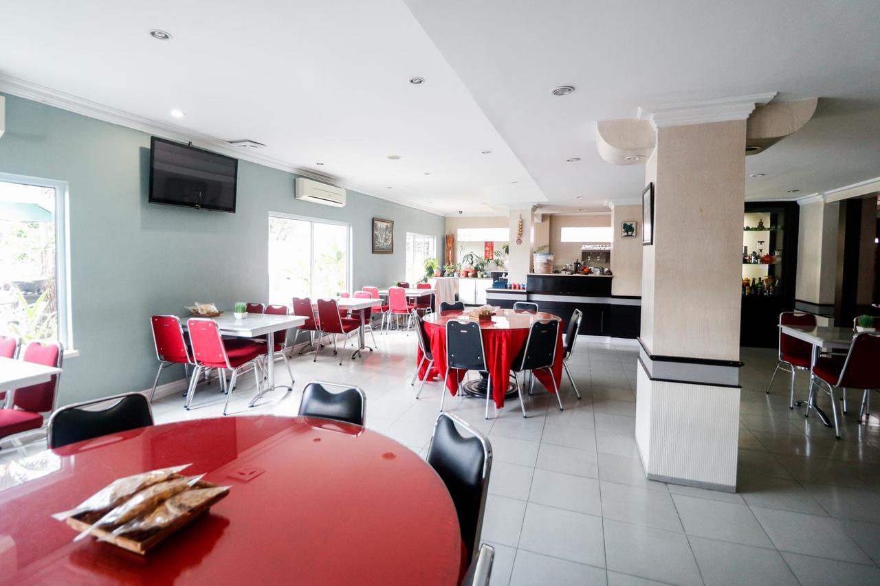 Reddoorz Plus @ Jalan Dr Sutomo Pekanbaru Ngoại thất bức ảnh