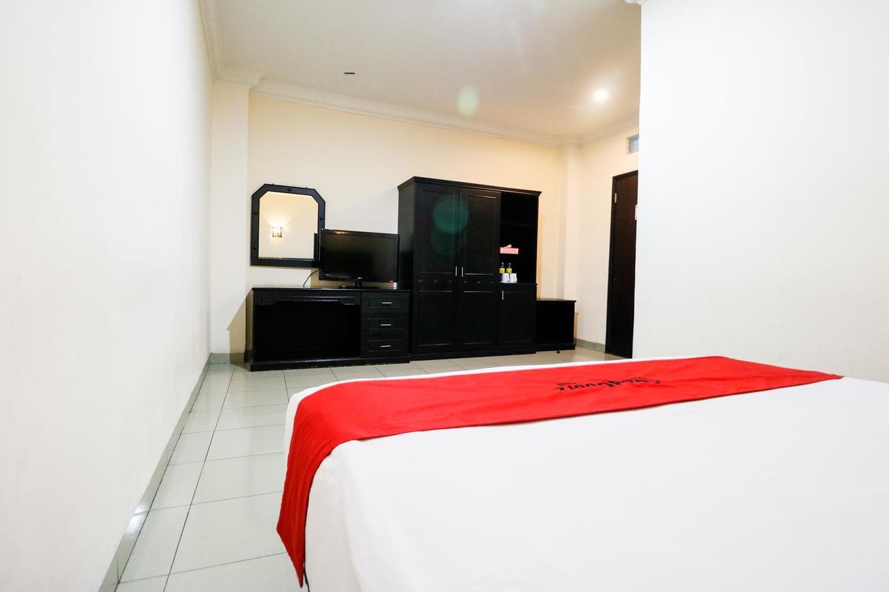 Reddoorz Plus @ Jalan Dr Sutomo Pekanbaru Ngoại thất bức ảnh